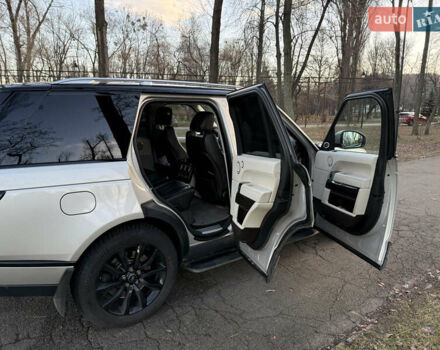 Бежевий Ленд Ровер Рендж Ровер, об'ємом двигуна 4.4 л та пробігом 217 тис. км за 30500 $, фото 21 на Automoto.ua