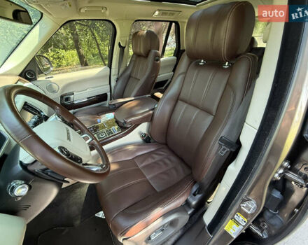 Бежевый Ленд Ровер Рендж Ровер, объемом двигателя 4.4 л и пробегом 208 тыс. км за 39900 $, фото 52 на Automoto.ua