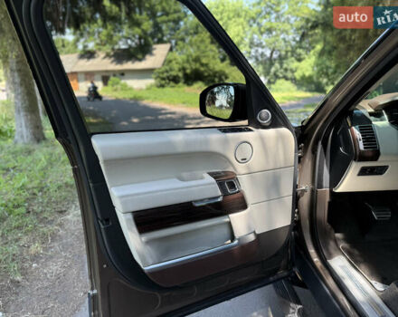 Бежевый Ленд Ровер Рендж Ровер, объемом двигателя 4.4 л и пробегом 208 тыс. км за 39900 $, фото 38 на Automoto.ua