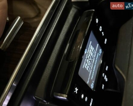 Бежевый Ленд Ровер Рендж Ровер, объемом двигателя 5 л и пробегом 170 тыс. км за 32000 $, фото 10 на Automoto.ua