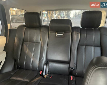 Бежевий Ленд Ровер Рендж Ровер, об'ємом двигуна 4.37 л та пробігом 215 тис. км за 32000 $, фото 7 на Automoto.ua