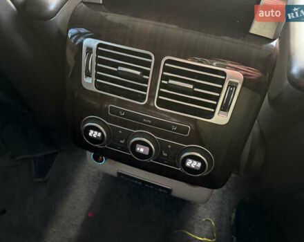 Бежевий Ленд Ровер Рендж Ровер, об'ємом двигуна 4.4 л та пробігом 217 тис. км за 30500 $, фото 30 на Automoto.ua