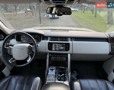 Бежевий Ленд Ровер Рендж Ровер, об'ємом двигуна 4.4 л та пробігом 217 тис. км за 30500 $, фото 25 на Automoto.ua