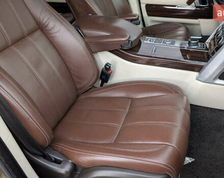 Бежевый Ленд Ровер Рендж Ровер, объемом двигателя 4.4 л и пробегом 208 тыс. км за 37750 $, фото 18 на Automoto.ua