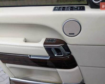 Бежевый Ленд Ровер Рендж Ровер, объемом двигателя 4.4 л и пробегом 208 тыс. км за 37750 $, фото 34 на Automoto.ua