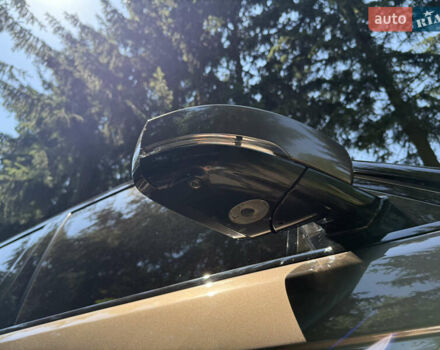 Бежевый Ленд Ровер Рендж Ровер, объемом двигателя 4.4 л и пробегом 208 тыс. км за 39900 $, фото 29 на Automoto.ua