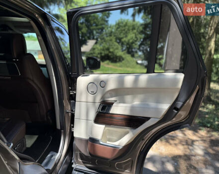 Бежевый Ленд Ровер Рендж Ровер, объемом двигателя 4.4 л и пробегом 208 тыс. км за 39777 $, фото 74 на Automoto.ua