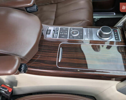 Бежевый Ленд Ровер Рендж Ровер, объемом двигателя 4.4 л и пробегом 208 тыс. км за 37750 $, фото 36 на Automoto.ua