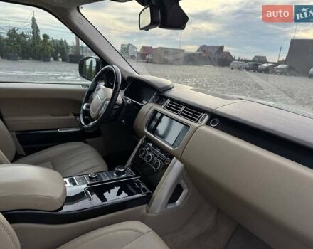 Бежевий Ленд Ровер Рендж Ровер, об'ємом двигуна 2.99 л та пробігом 188 тис. км за 33700 $, фото 12 на Automoto.ua