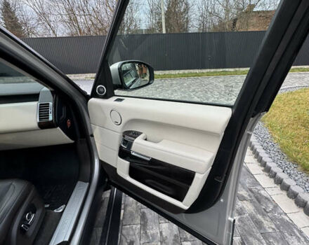 Бежевий Ленд Ровер Рендж Ровер, об'ємом двигуна 2.99 л та пробігом 127 тис. км за 43000 $, фото 28 на Automoto.ua