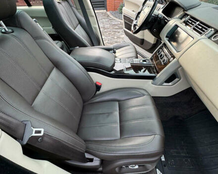 Бежевий Ленд Ровер Рендж Ровер, об'ємом двигуна 2.99 л та пробігом 128 тис. км за 42700 $, фото 16 на Automoto.ua