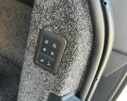 Бежевый Ленд Ровер Рендж Ровер, объемом двигателя 2.99 л и пробегом 124 тыс. км за 41500 $, фото 15 на Automoto.ua