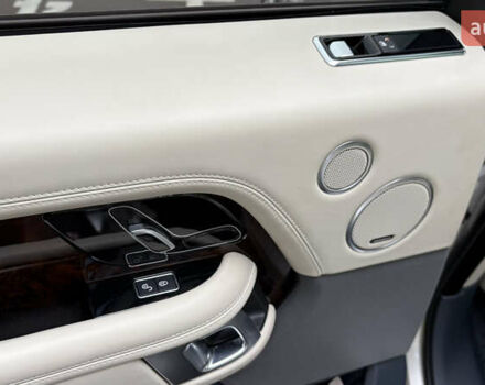 Бежевый Ленд Ровер Рендж Ровер, объемом двигателя 4.37 л и пробегом 243 тыс. км за 72005 $, фото 20 на Automoto.ua