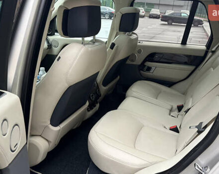 Бежевый Ленд Ровер Рендж Ровер, объемом двигателя 4.37 л и пробегом 243 тыс. км за 72005 $, фото 18 на Automoto.ua