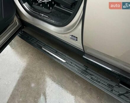 Бежевий Ленд Ровер Рендж Ровер, об'ємом двигуна 4.39 л та пробігом 48 тис. км за 149900 $, фото 10 на Automoto.ua