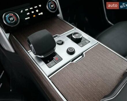 Бежевий Ленд Ровер Рендж Ровер, об'ємом двигуна 4.39 л та пробігом 48 тис. км за 149900 $, фото 50 на Automoto.ua