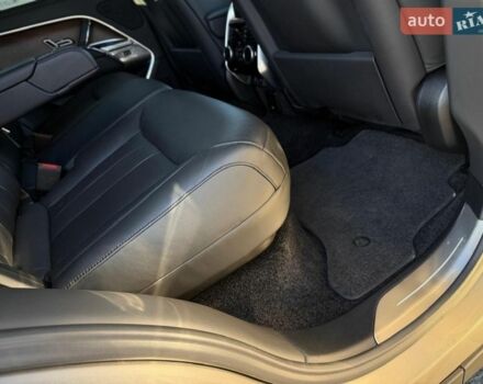 Бежевий Ленд Ровер Рендж Ровер, об'ємом двигуна 4.39 л та пробігом 49 тис. км за 148800 $, фото 65 на Automoto.ua