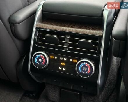 Бежевий Ленд Ровер Рендж Ровер, об'ємом двигуна 4.39 л та пробігом 48 тис. км за 149900 $, фото 59 на Automoto.ua