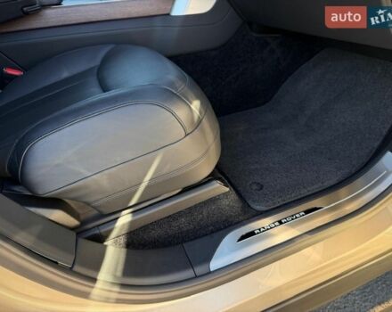 Бежевий Ленд Ровер Рендж Ровер, об'ємом двигуна 4.39 л та пробігом 49 тис. км за 148800 $, фото 93 на Automoto.ua