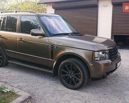 Бежевый Ленд Ровер Рендж Ровер, объемом двигателя 4.37 л и пробегом 215 тыс. км за 25000 $, фото 1 на Automoto.ua