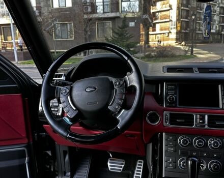 Чорний Ленд Ровер Рендж Ровер, об'ємом двигуна 5 л та пробігом 128 тис. км за 18000 $, фото 6 на Automoto.ua