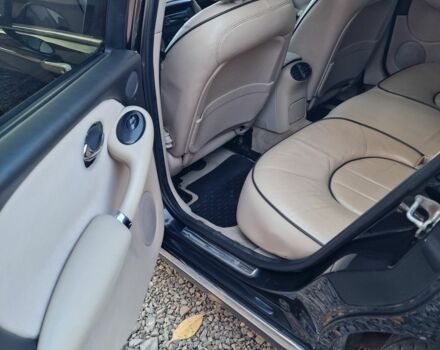 Чорний Ленд Ровер Рендж Ровер, об'ємом двигуна 2 л та пробігом 111 тис. км за 3500 $, фото 7 на Automoto.ua