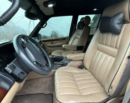 Черный Ленд Ровер Рендж Ровер, объемом двигателя 4.55 л и пробегом 210 тыс. км за 15500 $, фото 5 на Automoto.ua