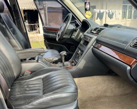 Чорний Ленд Ровер Рендж Ровер, об'ємом двигуна 4.6 л та пробігом 310 тис. км за 5800 $, фото 4 на Automoto.ua