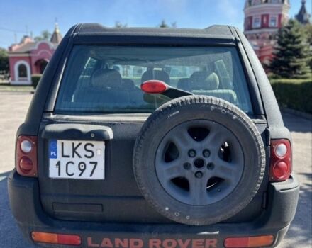 Черный Ленд Ровер Рендж Ровер, объемом двигателя 2 л и пробегом 357 тыс. км за 2700 $, фото 6 на Automoto.ua