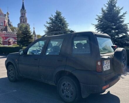 Черный Ленд Ровер Рендж Ровер, объемом двигателя 2 л и пробегом 357 тыс. км за 2700 $, фото 5 на Automoto.ua