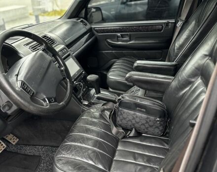 Ленд Ровер Рендж Ровер 2000 в Харькове на Automoto.ua Черный Ленд Ровер Рендж Ровер, объемом двигателя 4.6 л и пробегом 200 тыс. км за 6000 $, фото 6 на Automoto.ua