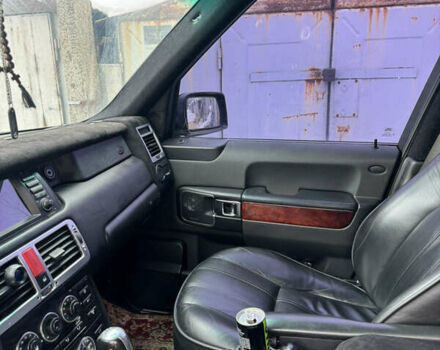 Чорний Ленд Ровер Рендж Ровер, об'ємом двигуна 4.4 л та пробігом 272 тис. км за 6000 $, фото 5 на Automoto.ua