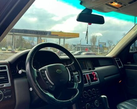 Черный Ленд Ровер Рендж Ровер, объемом двигателя 4.4 л и пробегом 300 тыс. км за 7500 $, фото 10 на Automoto.ua