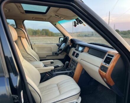 Черный Ленд Ровер Рендж Ровер, объемом двигателя 3 л и пробегом 300 тыс. км за 4700 $, фото 5 на Automoto.ua