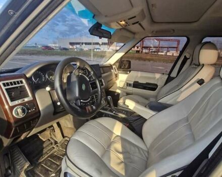 Черный Ленд Ровер Рендж Ровер, объемом двигателя 4.4 л и пробегом 377 тыс. км за 8200 $, фото 9 на Automoto.ua