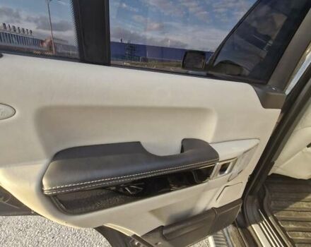 Черный Ленд Ровер Рендж Ровер, объемом двигателя 4.4 л и пробегом 377 тыс. км за 8200 $, фото 10 на Automoto.ua