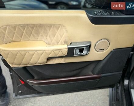 Черный Ленд Ровер Рендж Ровер, объемом двигателя 4.4 л и пробегом 395 тыс. км за 6200 $, фото 12 на Automoto.ua