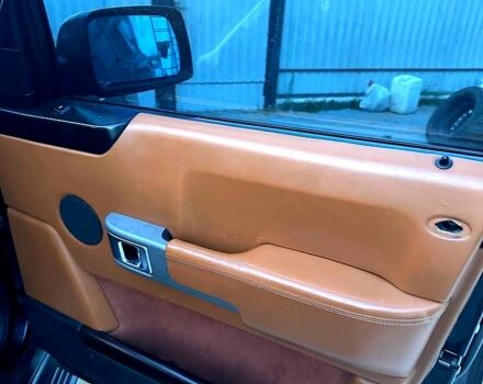 Черный Ленд Ровер Рендж Ровер, объемом двигателя 4.4 л и пробегом 450 тыс. км за 7500 $, фото 5 на Automoto.ua