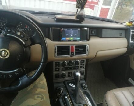 Чорний Ленд Ровер Рендж Ровер, об'ємом двигуна 3 л та пробігом 250 тис. км за 7783 $, фото 2 на Automoto.ua