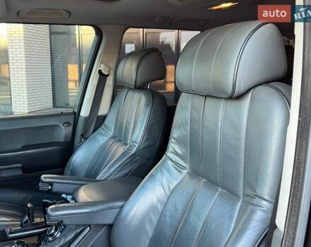 Чорний Ленд Ровер Рендж Ровер, об'ємом двигуна 4.4 л та пробігом 361 тис. км за 8500 $, фото 17 на Automoto.ua