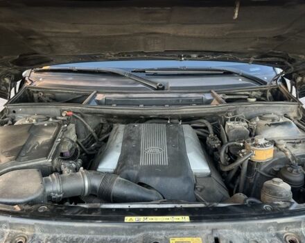 Черный Ленд Ровер Рендж Ровер, объемом двигателя 4.4 л и пробегом 361 тыс. км за 8500 $, фото 23 на Automoto.ua