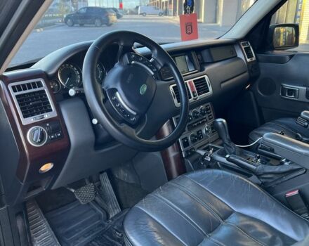 Черный Ленд Ровер Рендж Ровер, объемом двигателя 4.4 л и пробегом 361 тыс. км за 8500 $, фото 15 на Automoto.ua