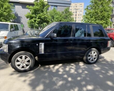 Чорний Ленд Ровер Рендж Ровер, об'ємом двигуна 3 л та пробігом 300 тис. км за 4799 $, фото 2 на Automoto.ua