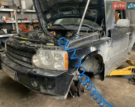 Черный Ленд Ровер Рендж Ровер, объемом двигателя 4.4 л и пробегом 320 тыс. км за 5000 $, фото 5 на Automoto.ua