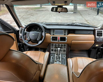 Чорний Ленд Ровер Рендж Ровер, об'ємом двигуна 4.4 л та пробігом 396 тис. км за 6600 $, фото 3 на Automoto.ua