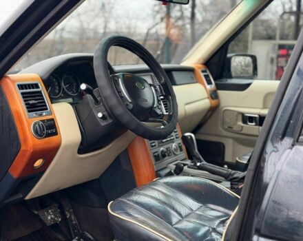 Черный Ленд Ровер Рендж Ровер, объемом двигателя 3 л и пробегом 303 тыс. км за 4999 $, фото 5 на Automoto.ua