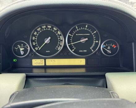 Черный Ленд Ровер Рендж Ровер, объемом двигателя 4.2 л и пробегом 400 тыс. км за 8200 $, фото 5 на Automoto.ua