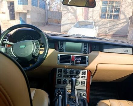 Чорний Ленд Ровер Рендж Ровер, об'ємом двигуна 3 л та пробігом 315 тис. км за 13000 $, фото 1 на Automoto.ua