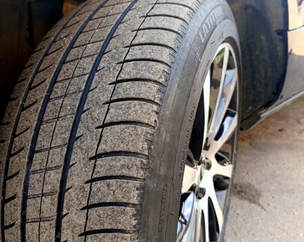 Чорний Ленд Ровер Рендж Ровер, об'ємом двигуна 3 л та пробігом 315 тис. км за 13000 $, фото 2 на Automoto.ua