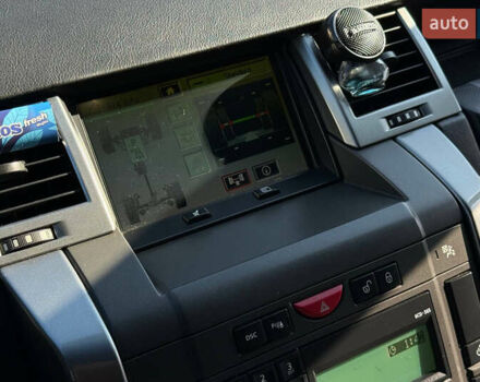 Черный Ленд Ровер Рендж Ровер, объемом двигателя 2.72 л и пробегом 287 тыс. км за 11800 $, фото 10 на Automoto.ua